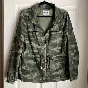 Old Navy camo zip up jacket